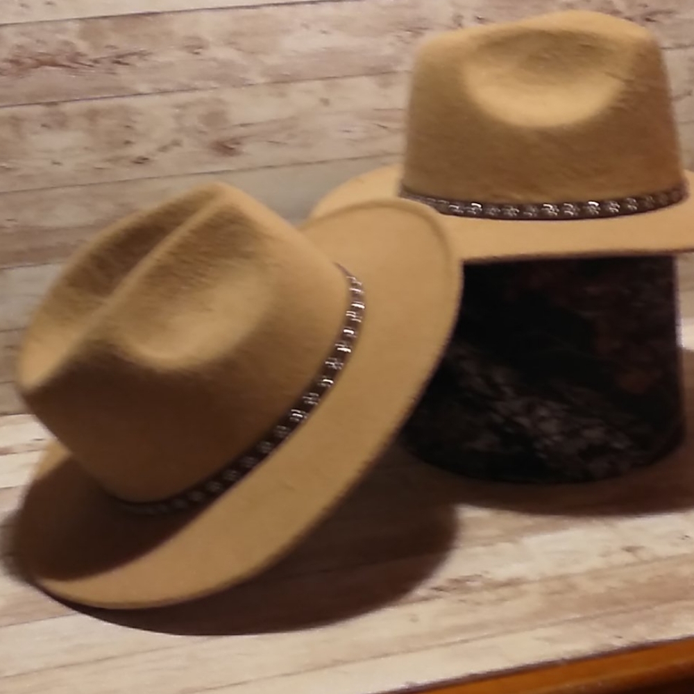 Justin and Taylor hats